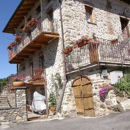 Monte Emilius Alloggio Ad Uso Turistico Vda Saint Christophe N 0002 Екстериор снимка