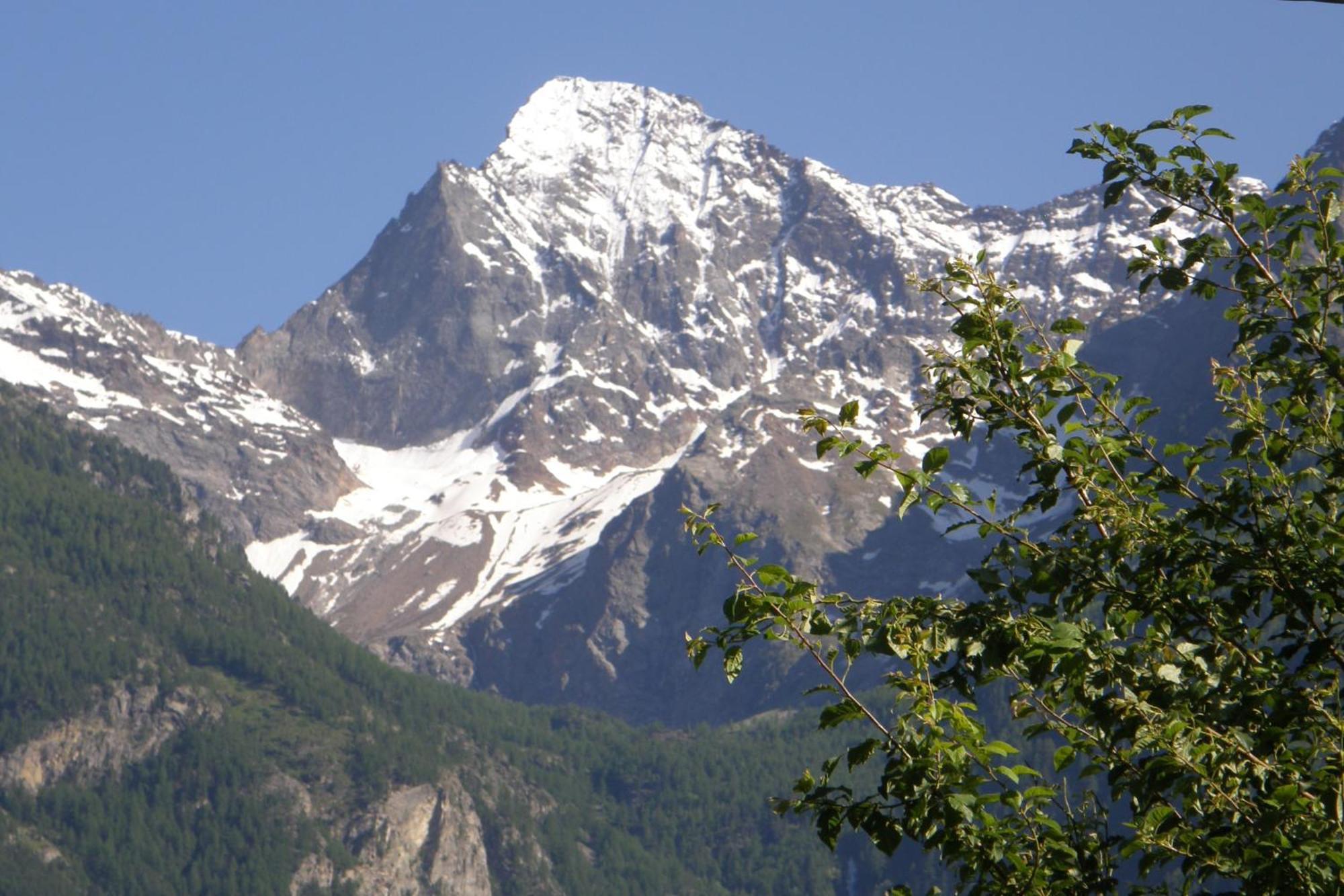 Monte Emilius Alloggio Ad Uso Turistico Vda Saint Christophe N 0002 Екстериор снимка